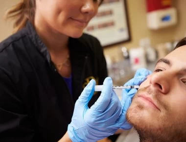 Σπάνε τα ταμπού: 10 γνωστοί Έλληνες που τόλμησαν να κάνουν μπότοξ (φώτο)